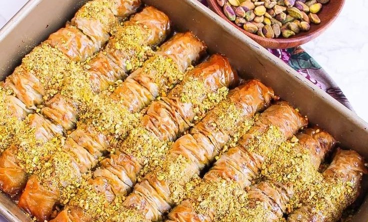 Roll Baklava